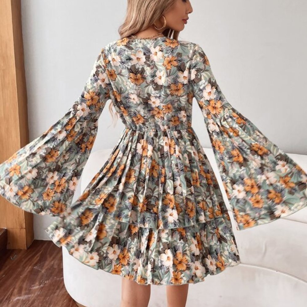 Allover Floral Knot Layered Pleated A-line Dress - Picture 4 of 5